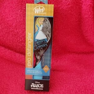 wet n wild Pro Detangler Brush - Blue and Yellow
